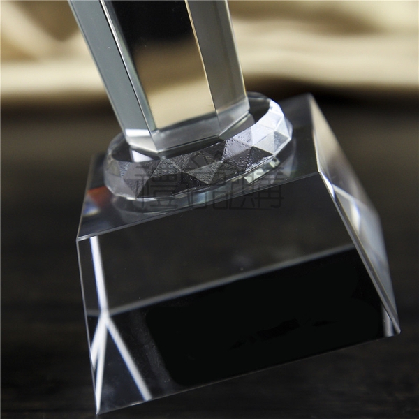 18363_Note_Crystal_Trophy_4