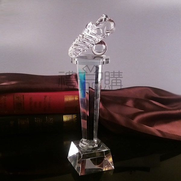 18365_Note_Crystal_Trophy_2
