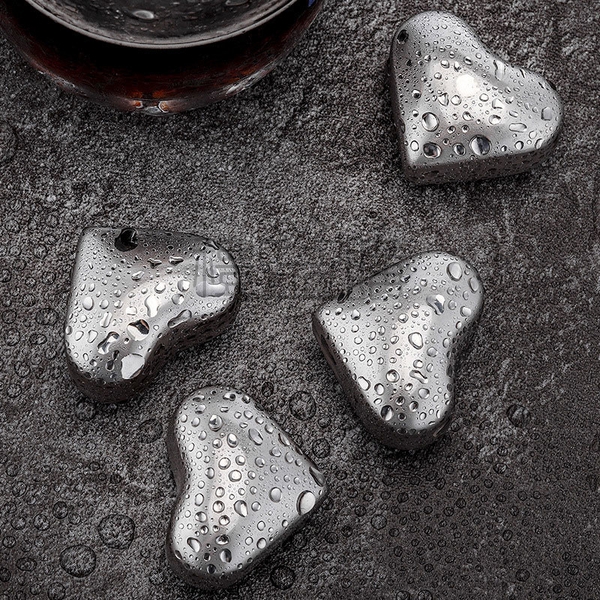23483_Heart_shaped_Stainless_Ice_Cube_08