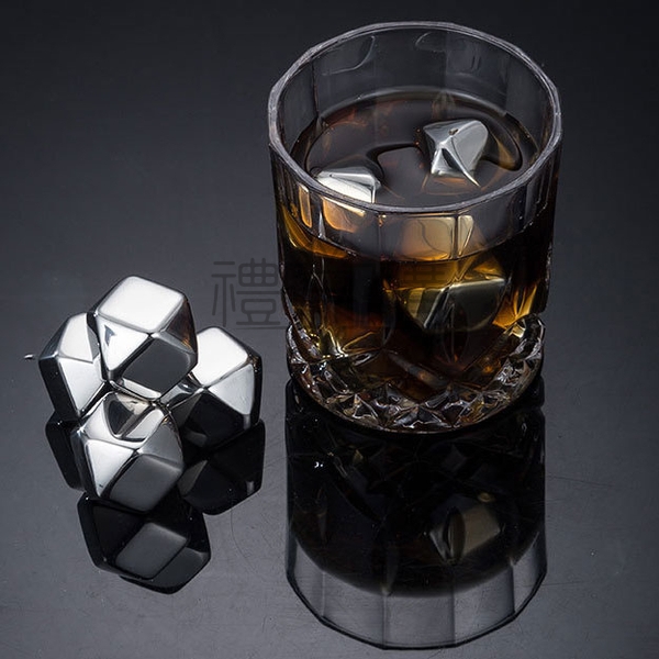 23489_Rhombus_Whisky_Stones_Ice_Cubes_03